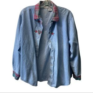 VINTAGE CABIN CREEK button up women’s XL shirt with plaid detail and embroidered